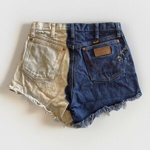 Wrangler Womens Split Dye Denim Jean Cut Off Shorts Sz 31 High Rise Cowboy
